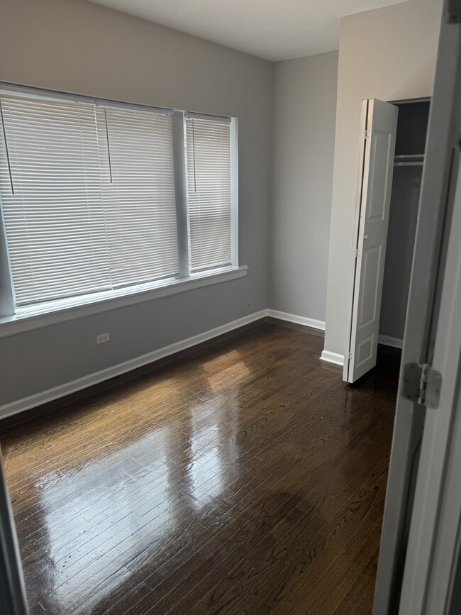 Foto del edificio - 8234 S Maryland Ave