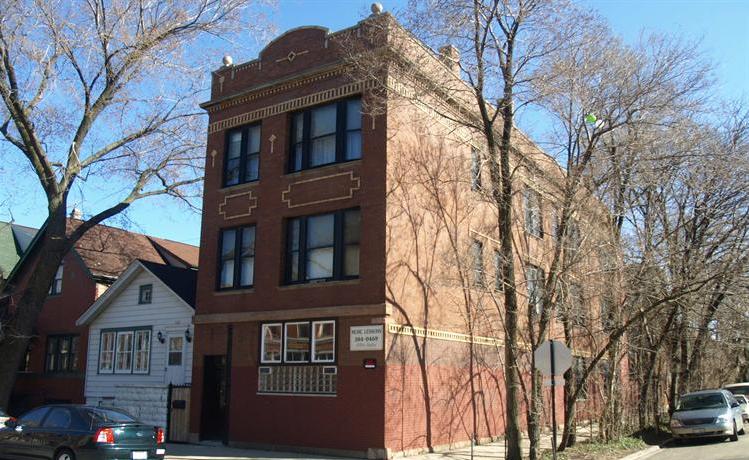 Foto del edificio - 1825 W Cortland Ave