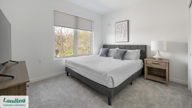 Building Photo - 2708 Old Lebanon Pike