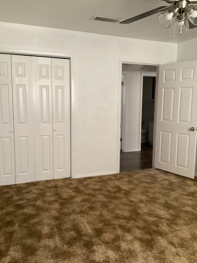Foto del edificio - Newly Renovated 3 Bed House!