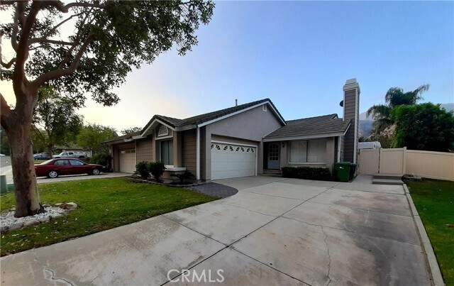 Building Photo - 3512 Sweetwater Cir