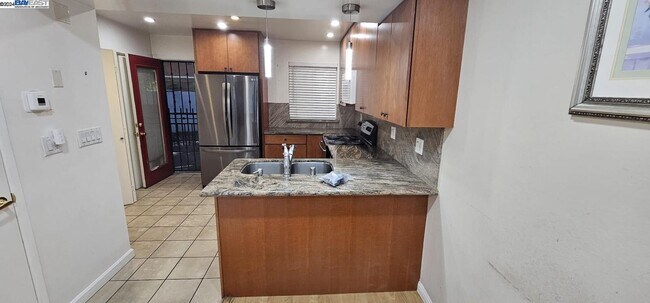 Foto del edificio - 36353 Fremont Blvd