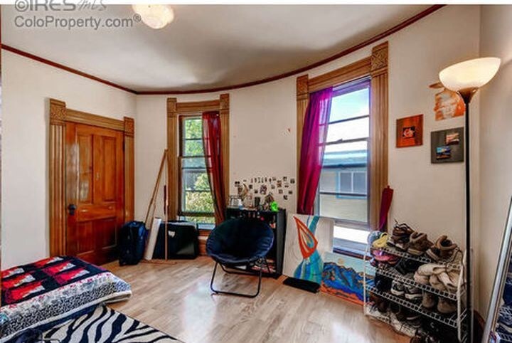 Primary Photo - 1329 11th Ave