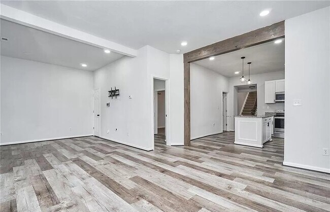 Foto del edificio - 14 Benton Ave