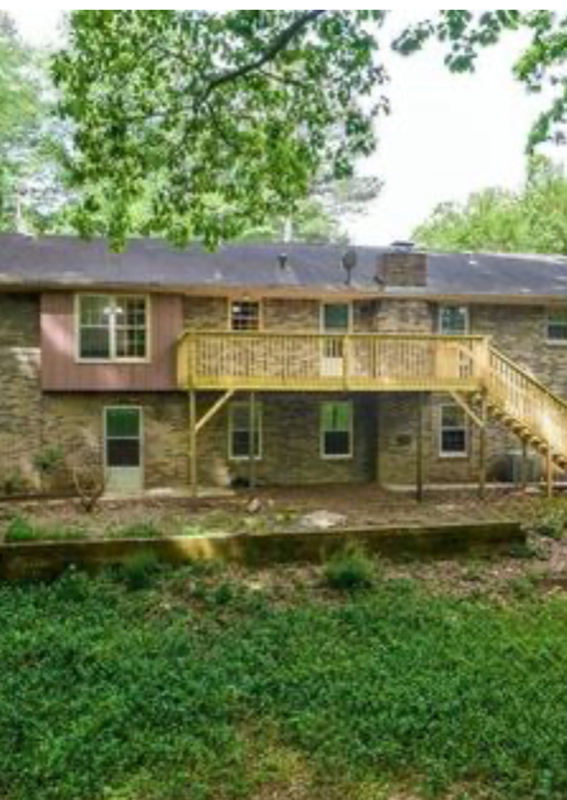Foto del edificio - 651 Mountainbrooke Cir SW
