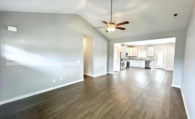 Building Photo - Limited Time Special Offer - Waived Administration Fee (Value $250) / 4-Bedroom Home with Garage ...