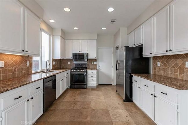 Foto del edificio - 43373 Messina St