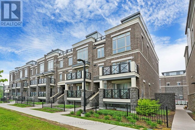 Building Photo - 30-2530 Westmeath Ln