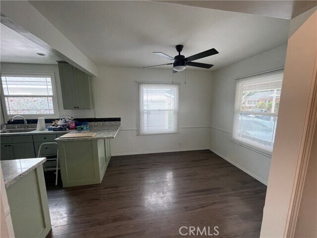 Foto del edificio - 2712 Dashwood St