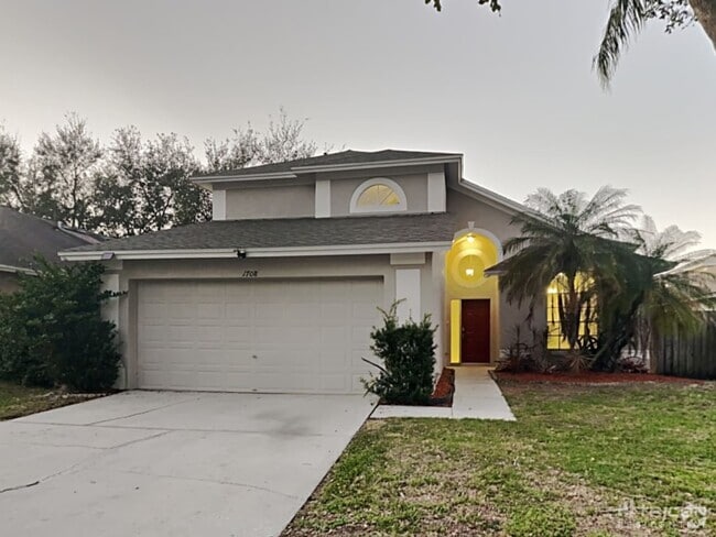 Building Photo - 1708 Scotch Pine Dr