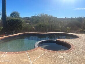 Building Photo - 15707 E Cactus Dr