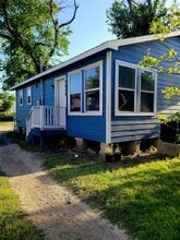 Building Photo - 7608 E Magnolia St