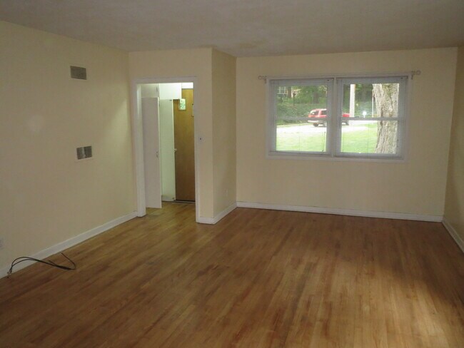 Foto del edificio - 1409/1411 E. Court