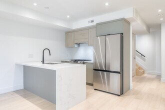 Building Photo - 37 Boustead Ave