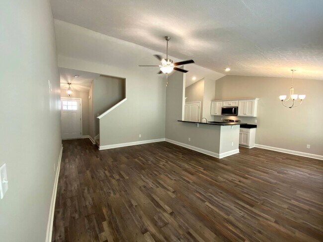 Foto del edificio - Spacious & Modern Home for Rent - One Leve...