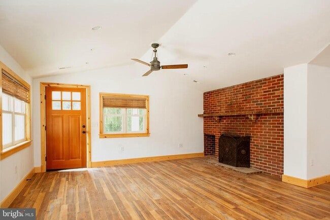 Building Photo - 1138 Bay Ridge Rd