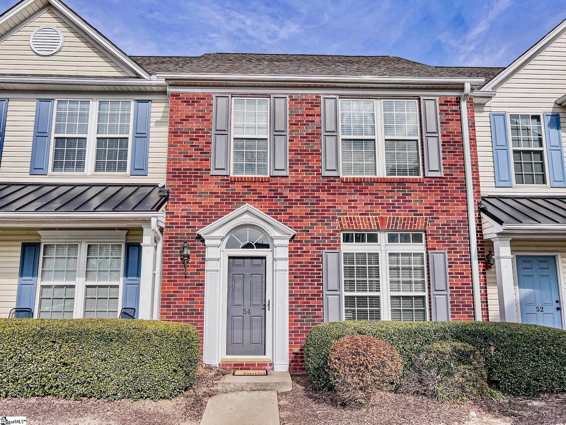 54 Spring Crossing Cir, Greer, SC 29650 Condo for Rent in Greer, SC