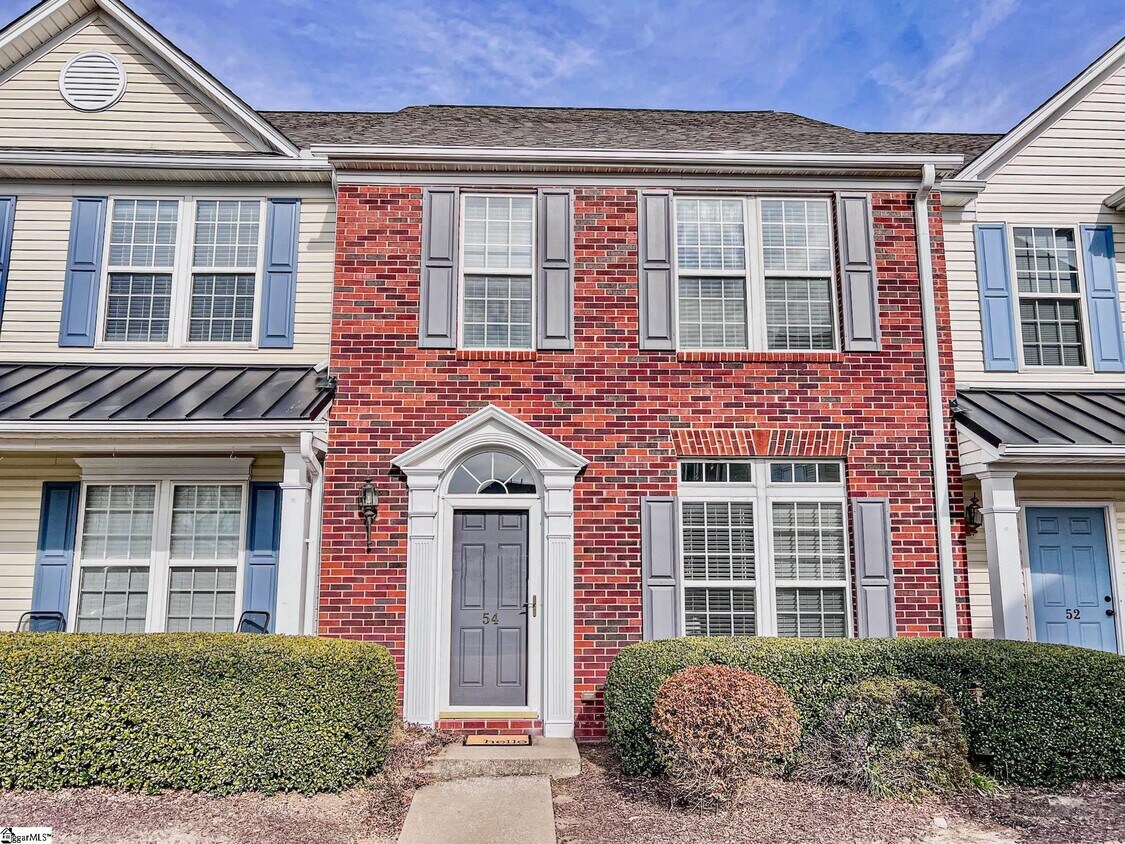 54 Spring Crossing Cir, Greer, SC 29650 Condo for Rent in Greer, SC
