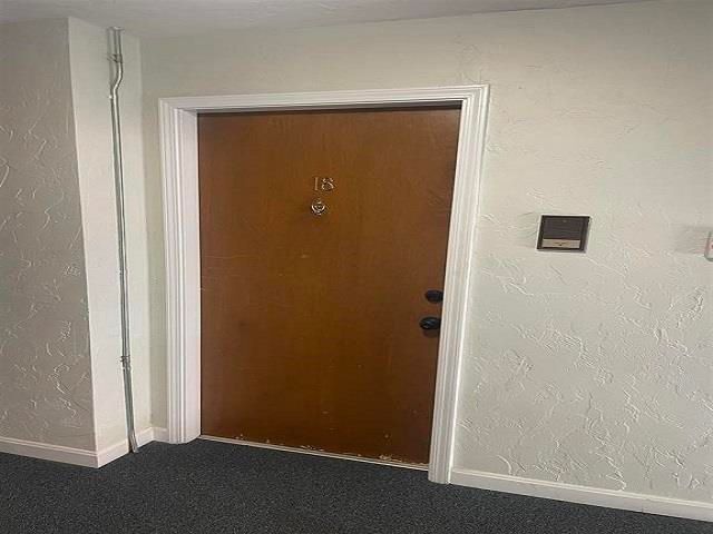 Foto del edificio - 310 Brook Village Rd