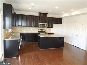Foto del edificio - 1295 Madison Ln