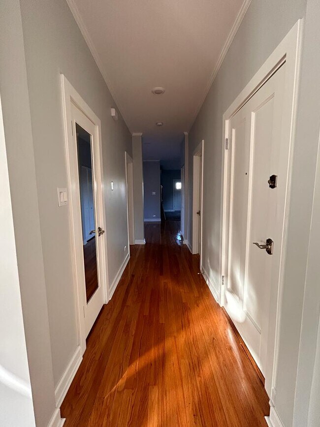 Foto del edificio - 6321-2 N Paulina St