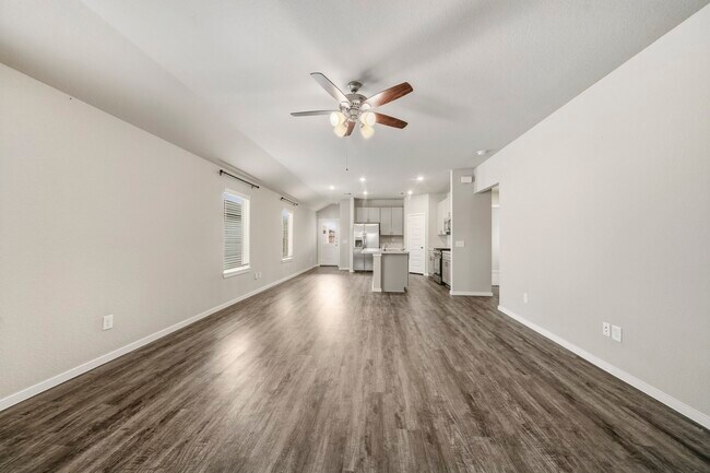 Building Photo - 21707 Cottonwood Mdws Trl
