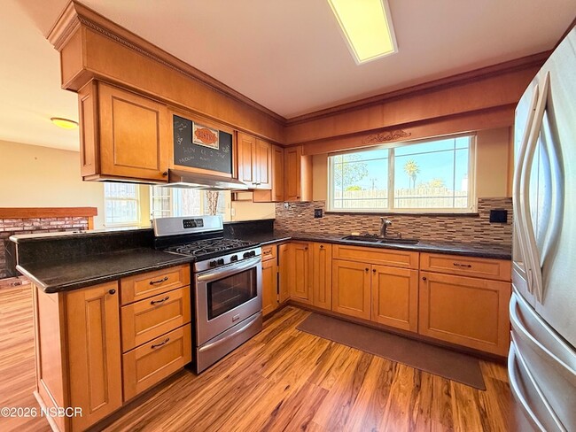 Foto del edificio - 4031 Hillview Rd