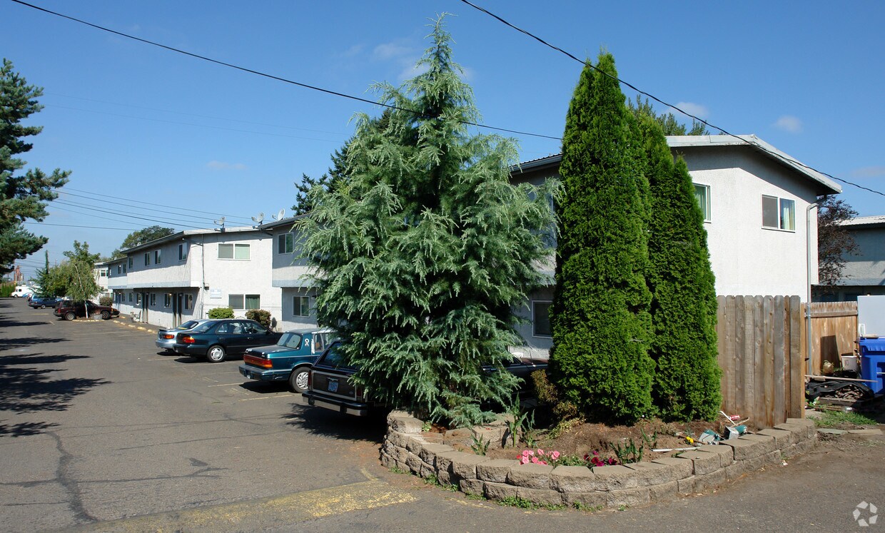 Primary Photo - 173-271 Briarcliff Rd