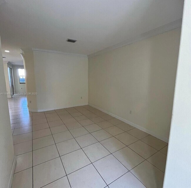 Foto del edificio - 14905 SW 8th Terrace