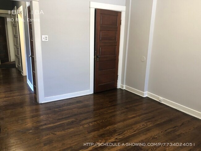 Building Photo - Beautiful One Bedroom with own Entry!