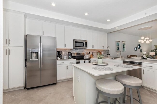 Building Photo - 12280 Wellen Golf St
