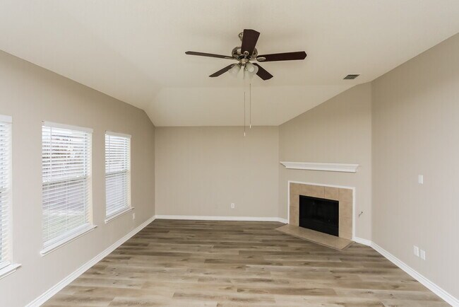 Building Photo - 2020 Aster Trail