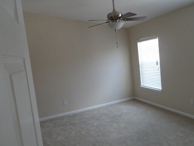 Foto del edificio - Special $1495 Windsor Falls 2 bedroom Cond...