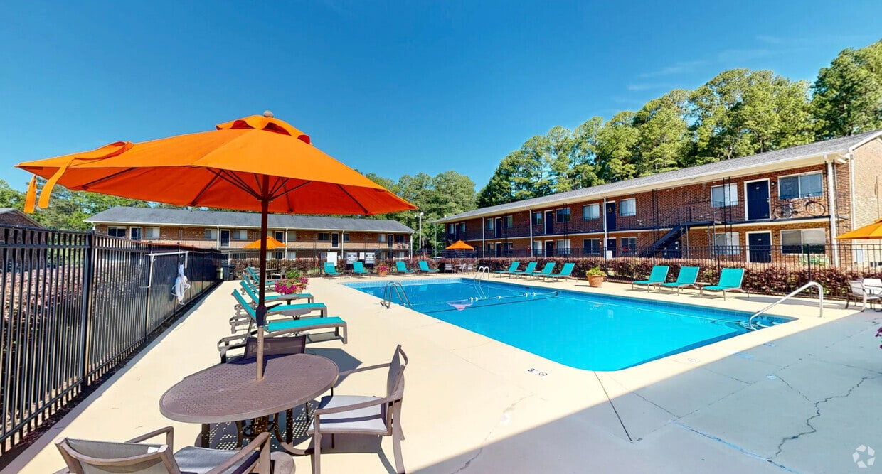 Photo - Ridgewood - Students save up to 10%! Apartments