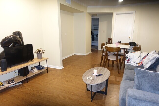 Foto del edificio - 501 W 26th St