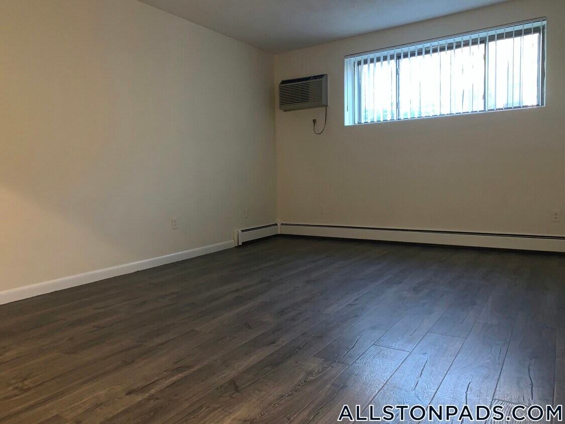 Foto principal - 26 Allston St