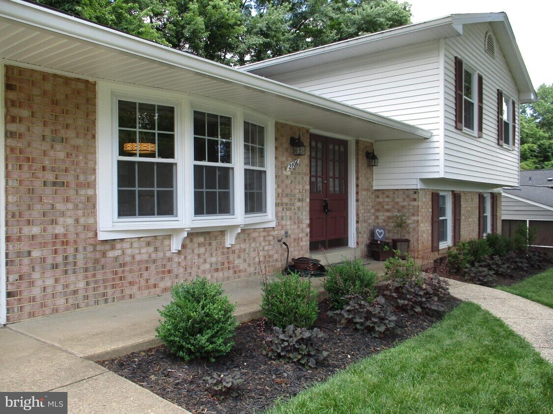 2106 Statute Ln, Vienna, VA 22181 House Rental in Vienna, VA