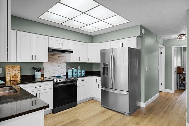 Building Photo - 307 Coble Dr