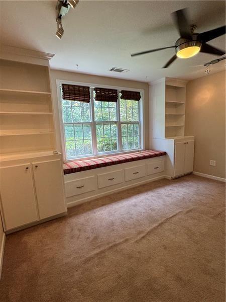 Building Photo - 402 Bottesford Dr NW
