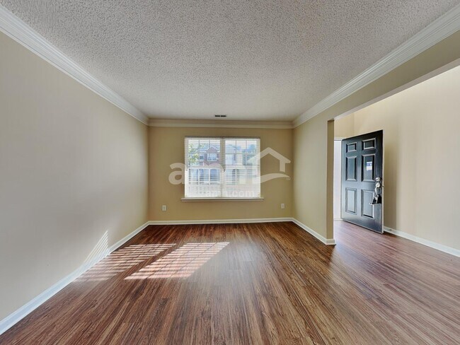 Foto del edificio - 4928 Alenja Ln