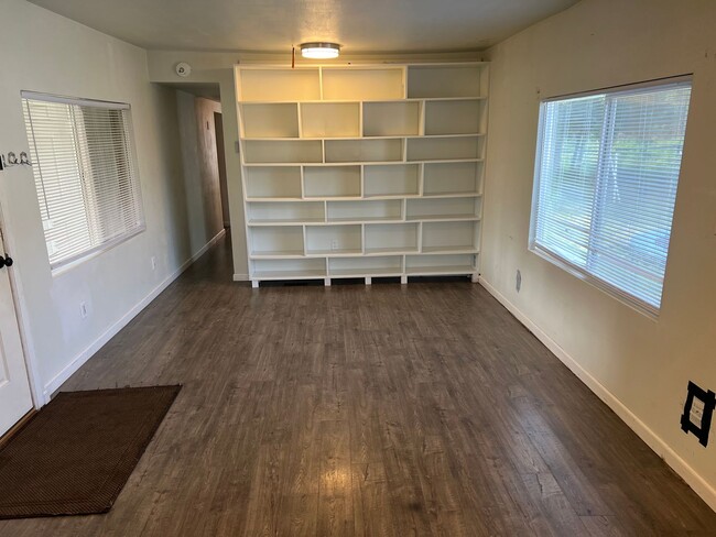 Building Photo - 1200 W Dimond Blvd