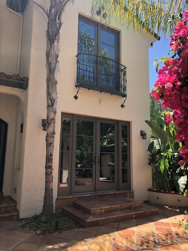 Building Photo - LUXURY LIVING IN  WILLOW GLEN - OVER 3400 ...