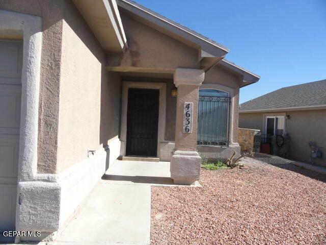 Foto del edificio - 4636 Joseph Rodriguez Dr