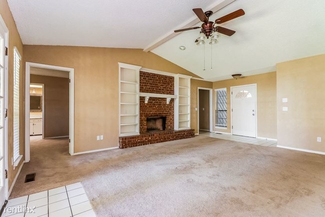 Building Photo - 3 br, 2 bath House - 117 Blue Grass Ln