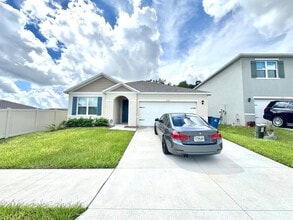 Building Photo - 2109 Doe Run Dr