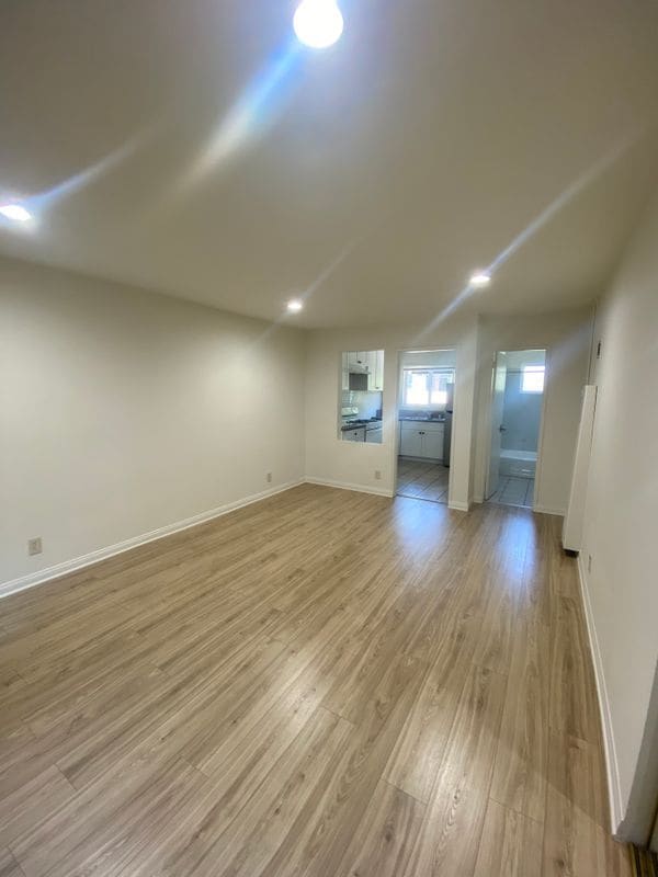 Building Photo - 5855 Carlton Way