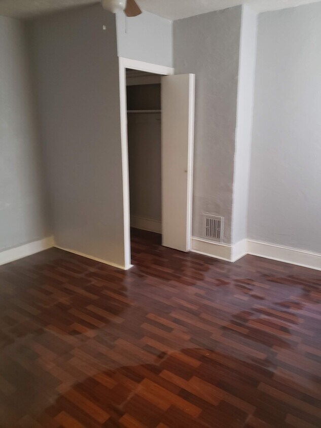 Foto principal - 1111 W Colona St