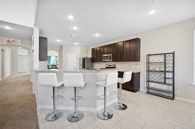 Building Photo - 4611 Hronas Dr