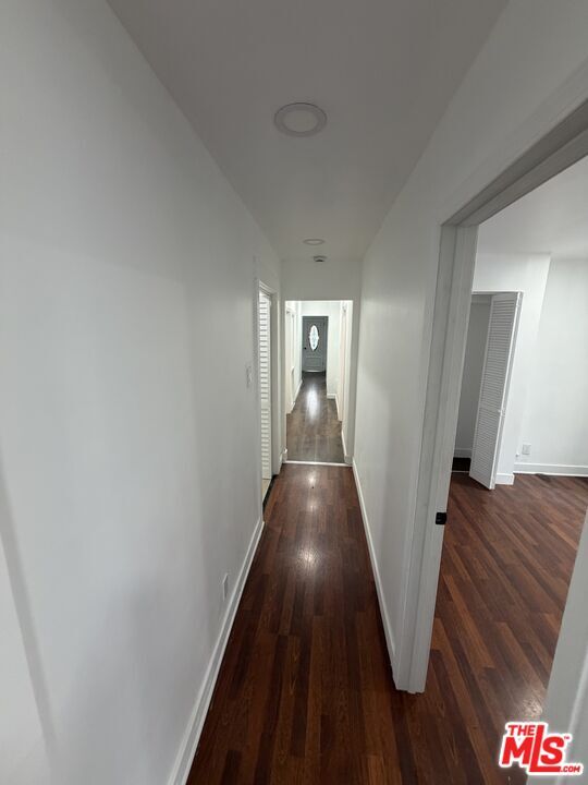 Foto del edificio - 120 N Ave 25