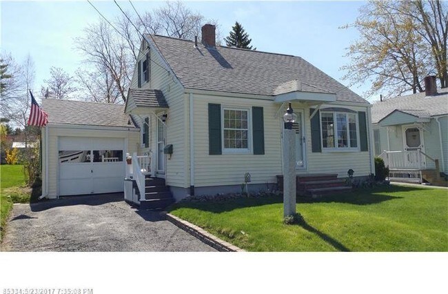 Building Photo - 146 Colonial Rd